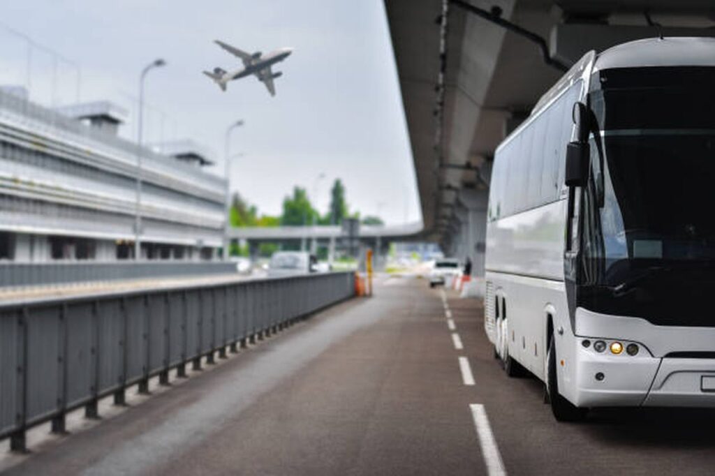 How Should You Choose An Airport Transfer Service?
