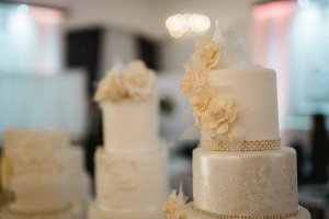 diamante wedding cake melbourne reception