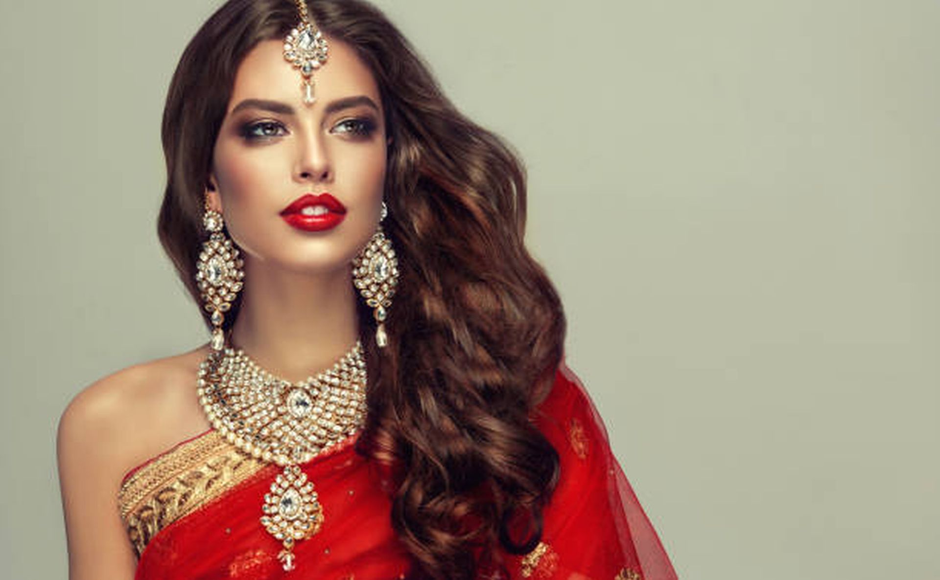 What Is The Best Hairstyle For An Indian Wedding?