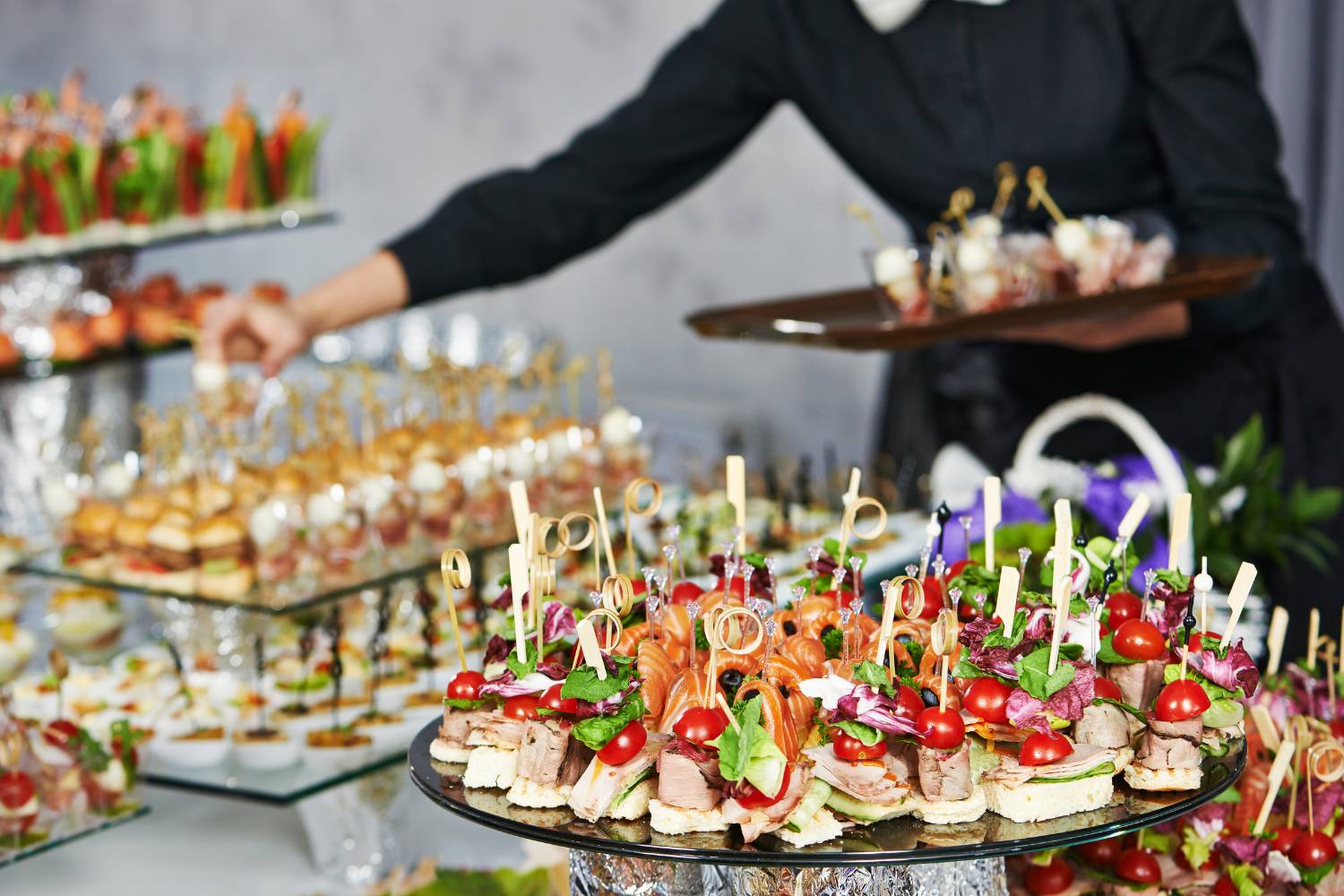 how to choose the right caterer for your event 1