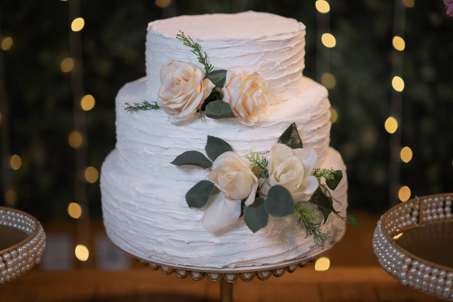 unique wedding cake ideas beyond the traditional 1