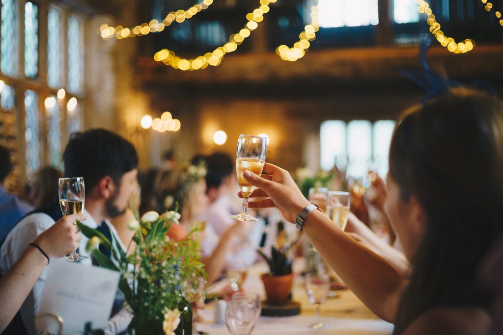 Average cost to cater a sales wedding for 150